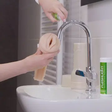 Fleshlight Girls - Brandi Love Heartthrob