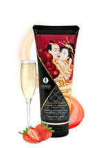 KISSABLE MASSAGE CR en EgraveME AARDBEIENWIJN