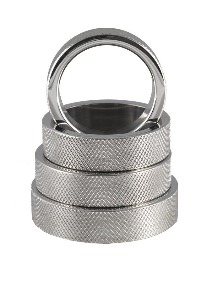 COCKRING IN HOOGWAARDIG RVS. 1.5 CM. BREED 40mm