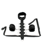 COLLAR WITH CUFFS