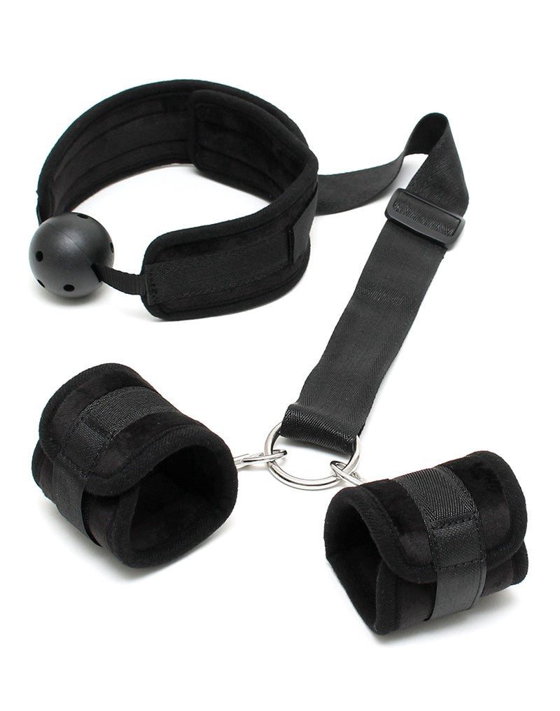 MOUTHGAG WITH CUFFS