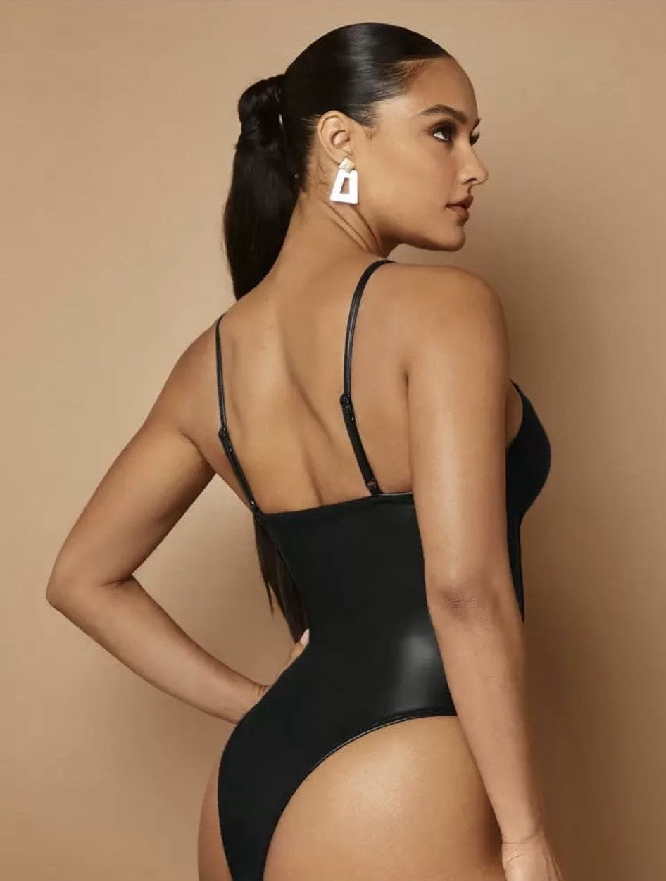Body leather look zwart